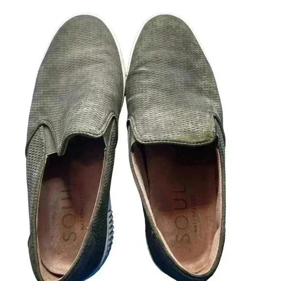 Naturalized Soul Slip On Olive Green Sneakers Sz 7 - Picture 3 of 4